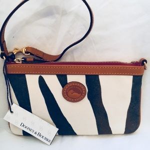New Dooney & Bourke Wristlet